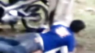 Pozwolili Black pornos darmowe pitchingowi rozciągnąć wąskie szczeliny w koszu.