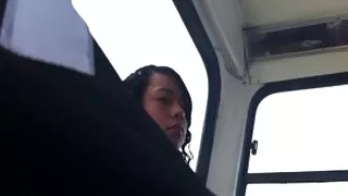 Rosyjska laska robi darmowe filmy potno loda, dobre ssanie i seks.