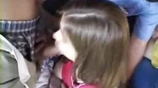 Seks z gwiazdą mediów społecznościowych filmy darmowe xxx na sesji zdjęciowej.